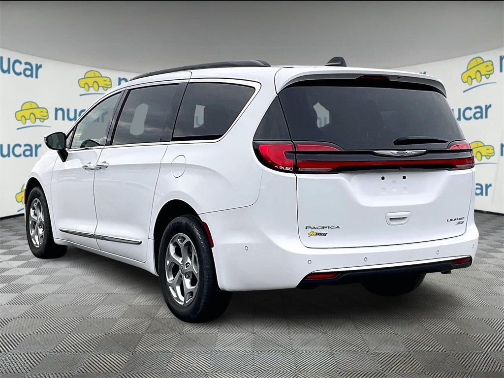 2023 Chrysler Pacifica Limited photo 4
