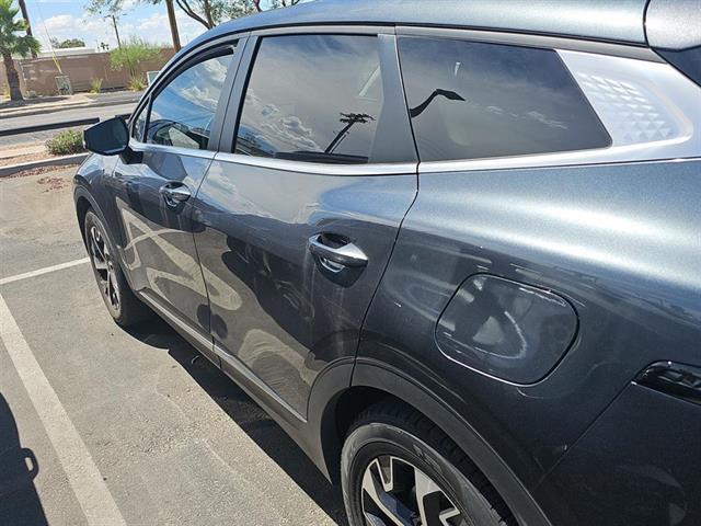 2023 Kia Sportage EX photo 2