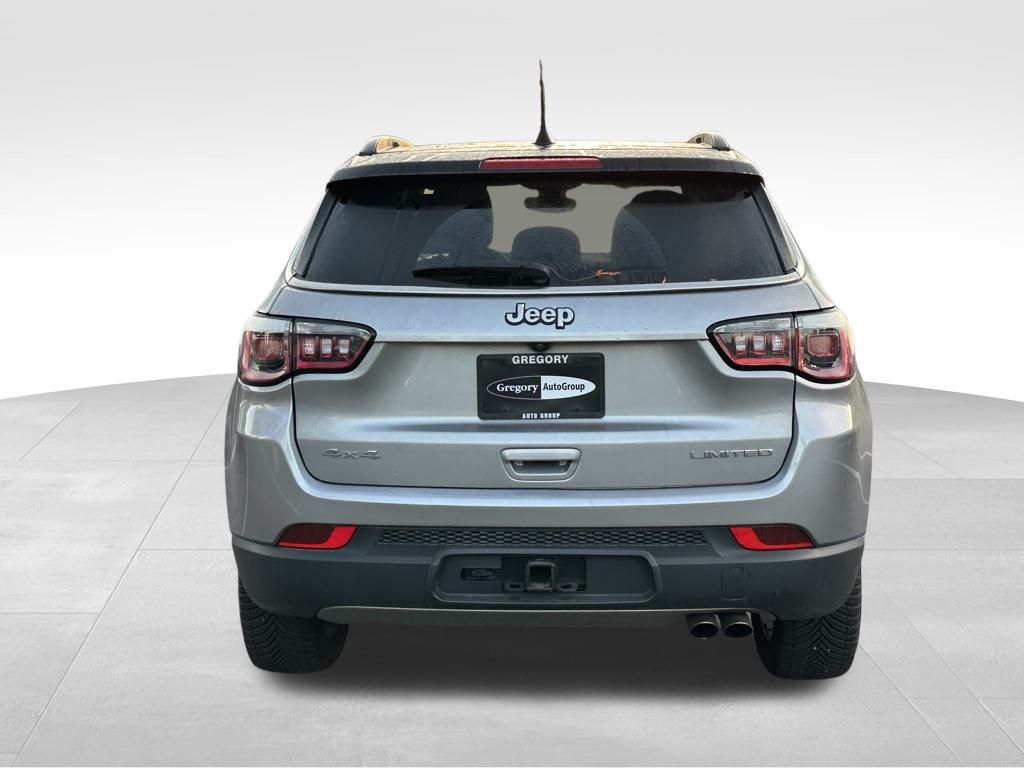 2018 Jeep Compass Limited photo 4