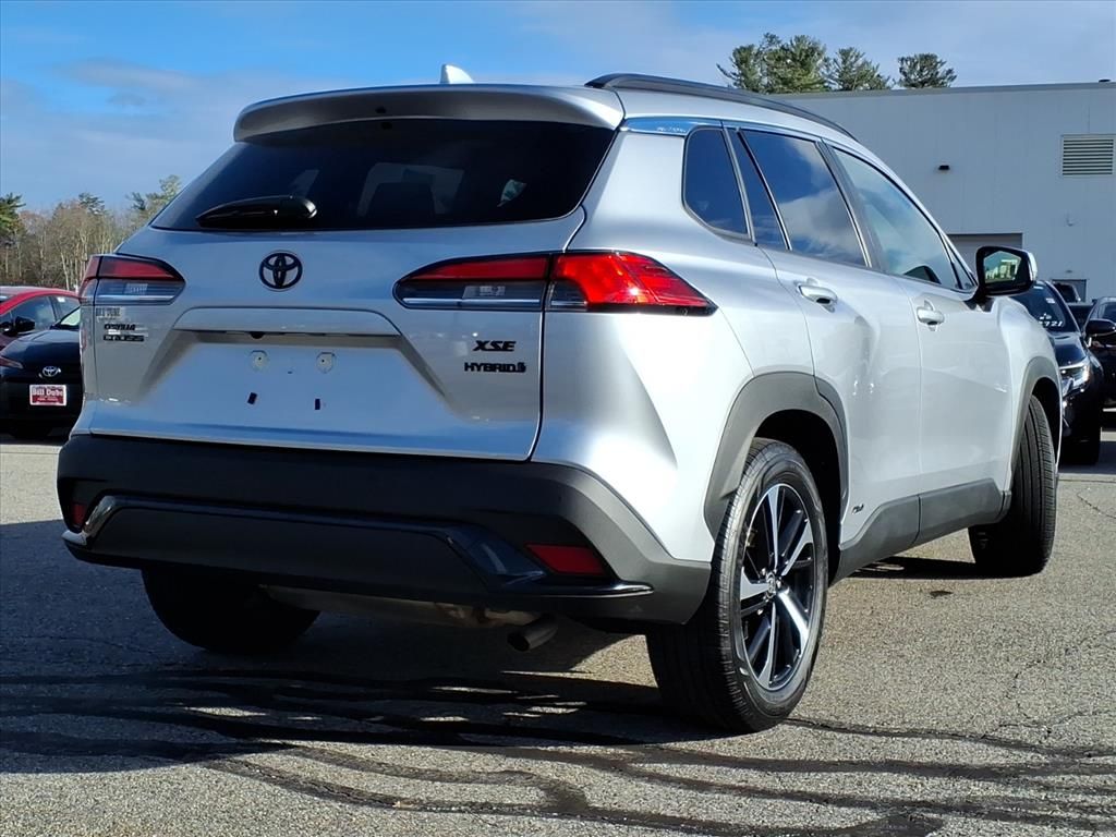 2024 Toyota Corolla Hybrid XSE photo 3