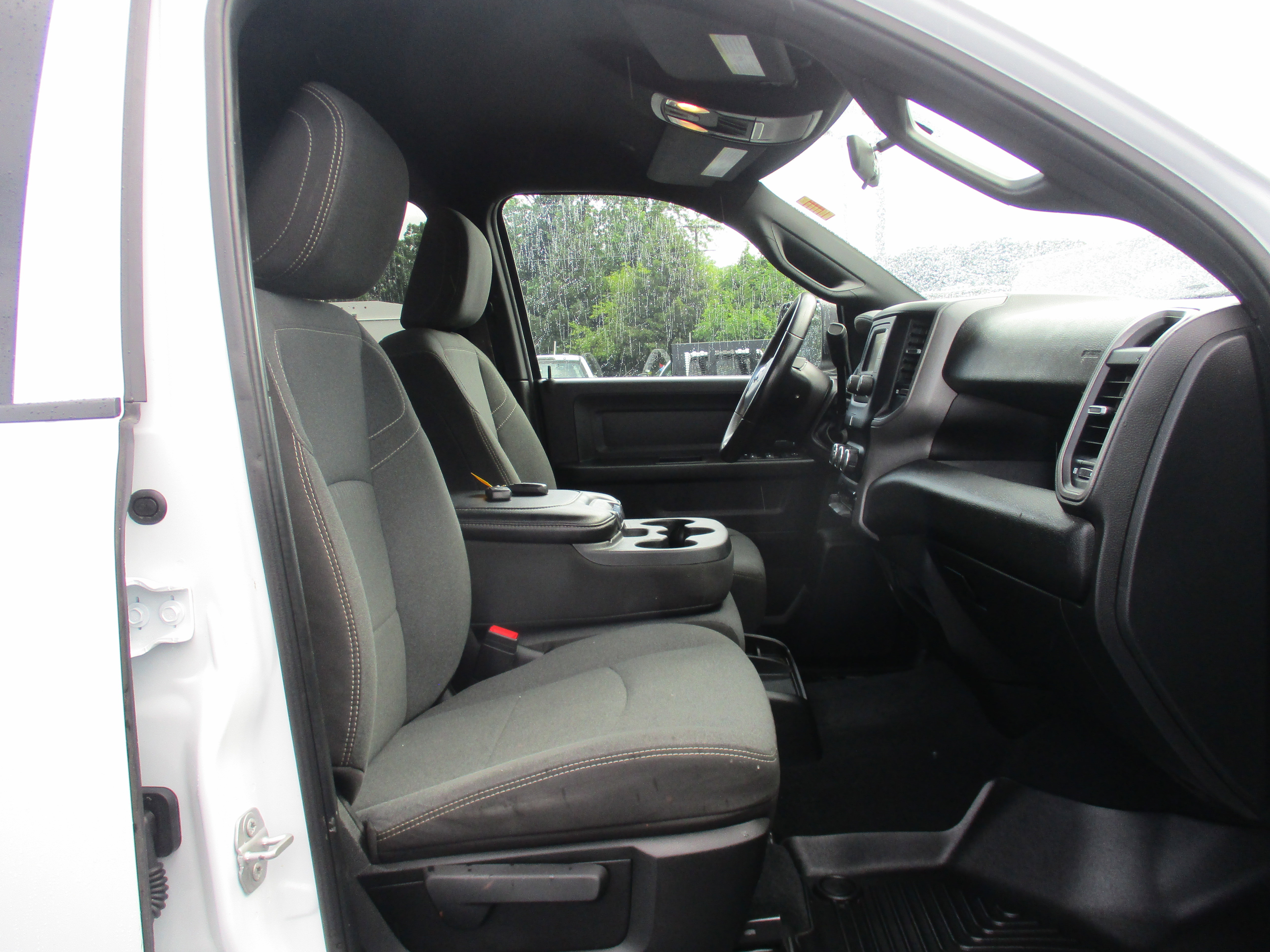 2022 Ram 3500 Tradesman photo 17