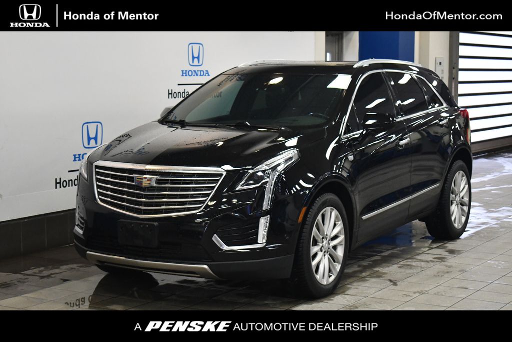 2018 Cadillac XT5 Platinum's photo