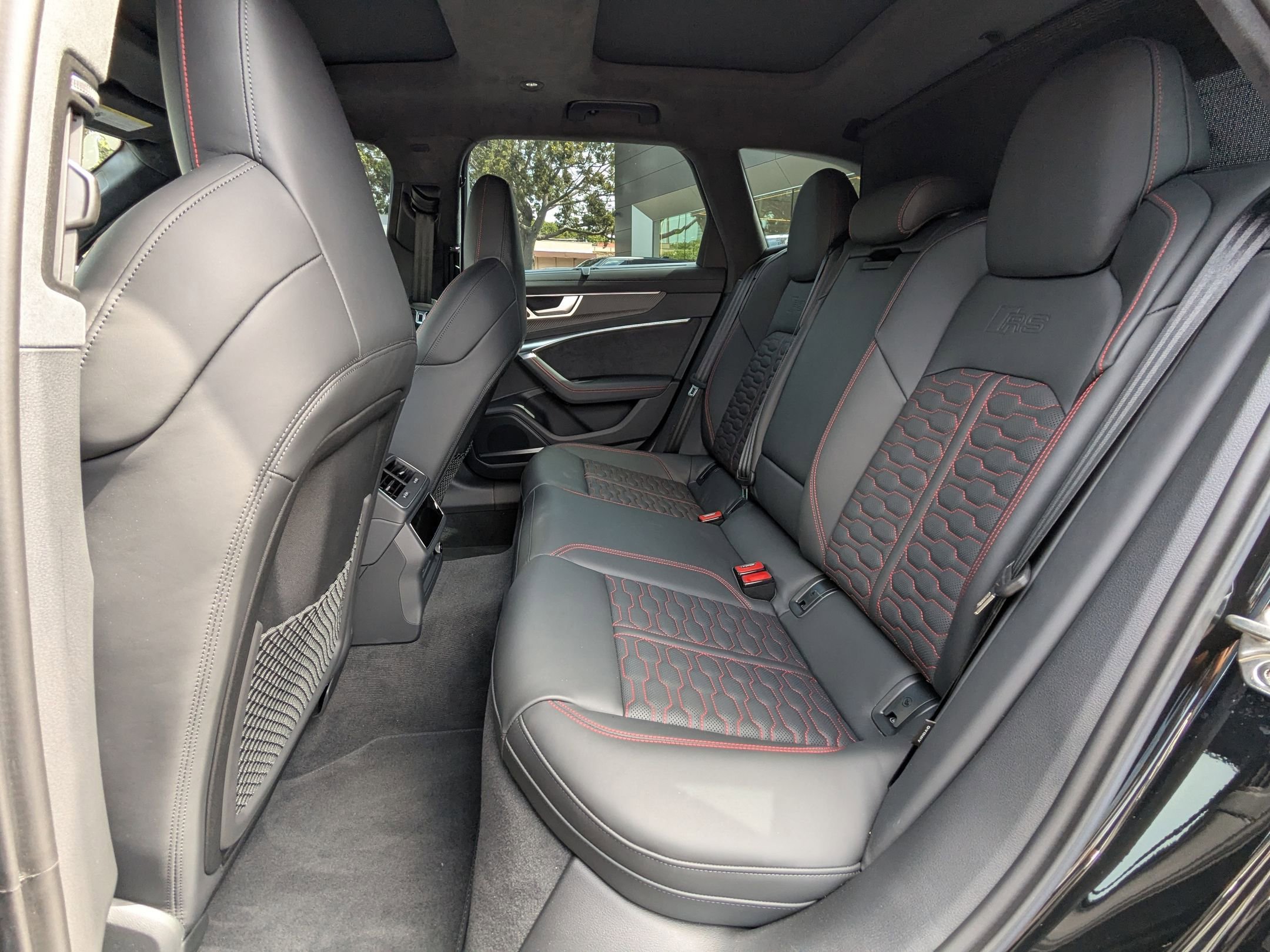 2025 Audi RS 6 Avant Performance Base photo 19