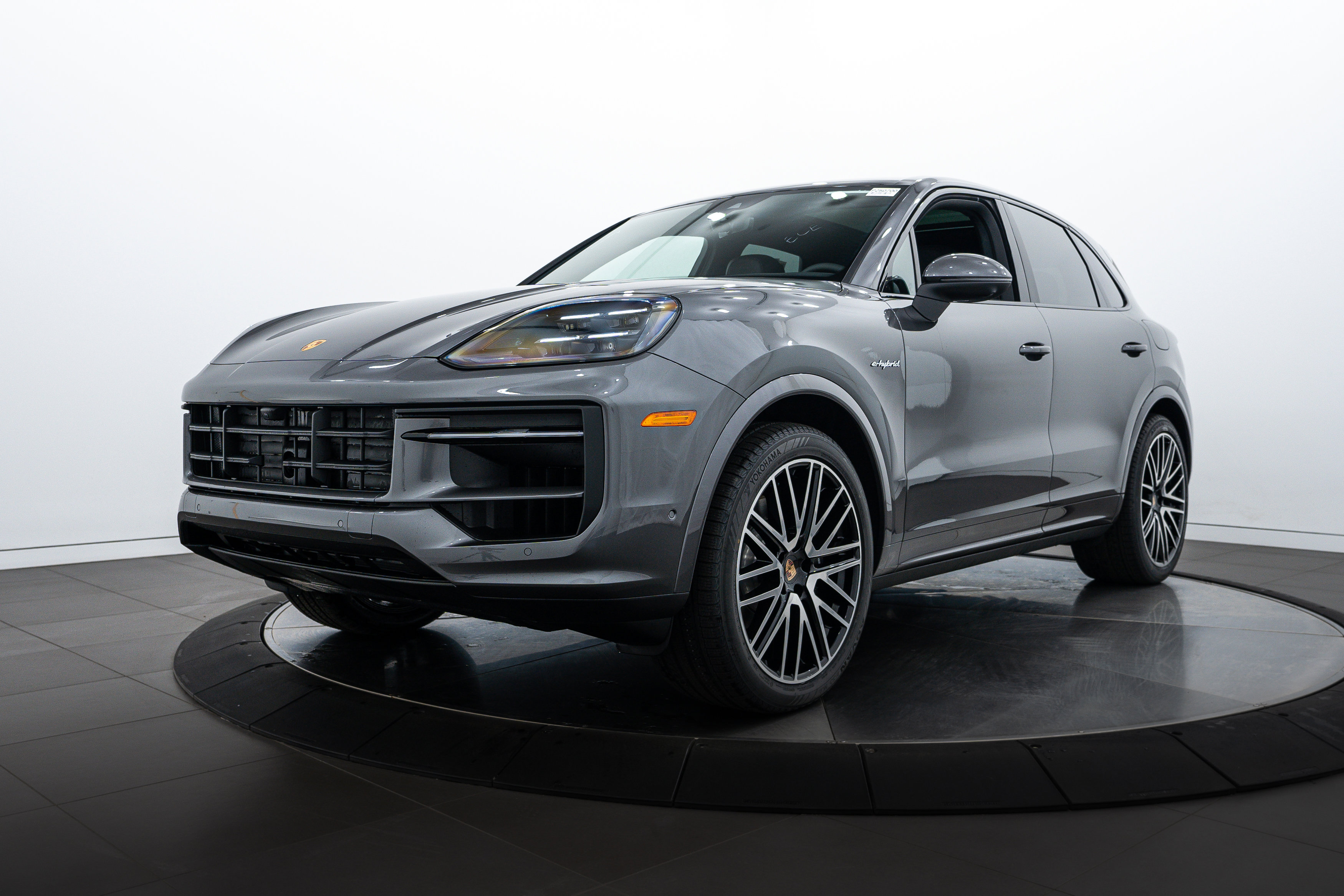 2025 Porsche Cayenne E-Hybrid