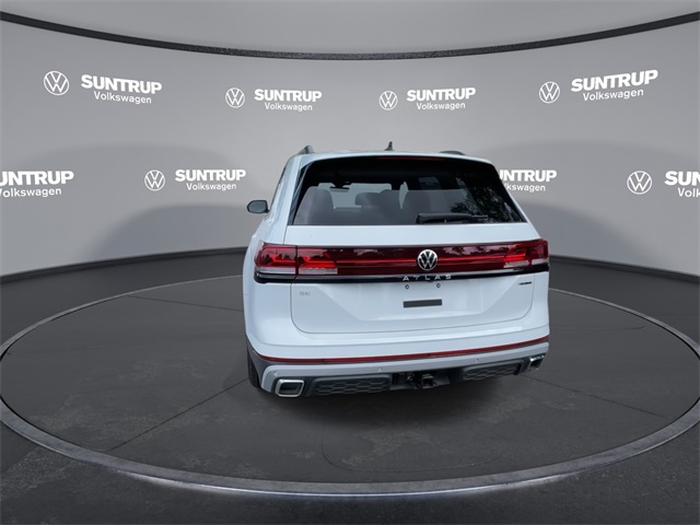 2025 Volkswagen Atlas Peak Edition SE Technology photo 11