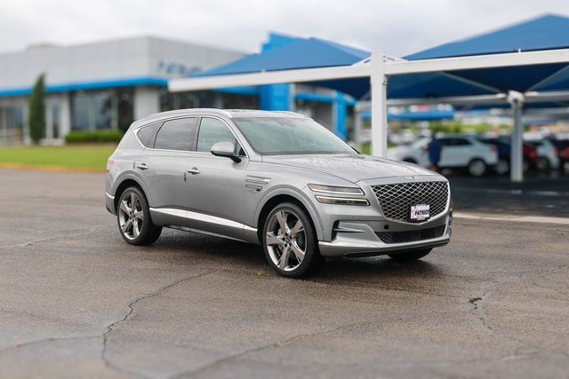 Used 2023 Silver Genesis  image 1