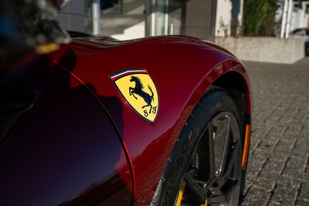 2021 Ferrari SF90 Stradale photo 15