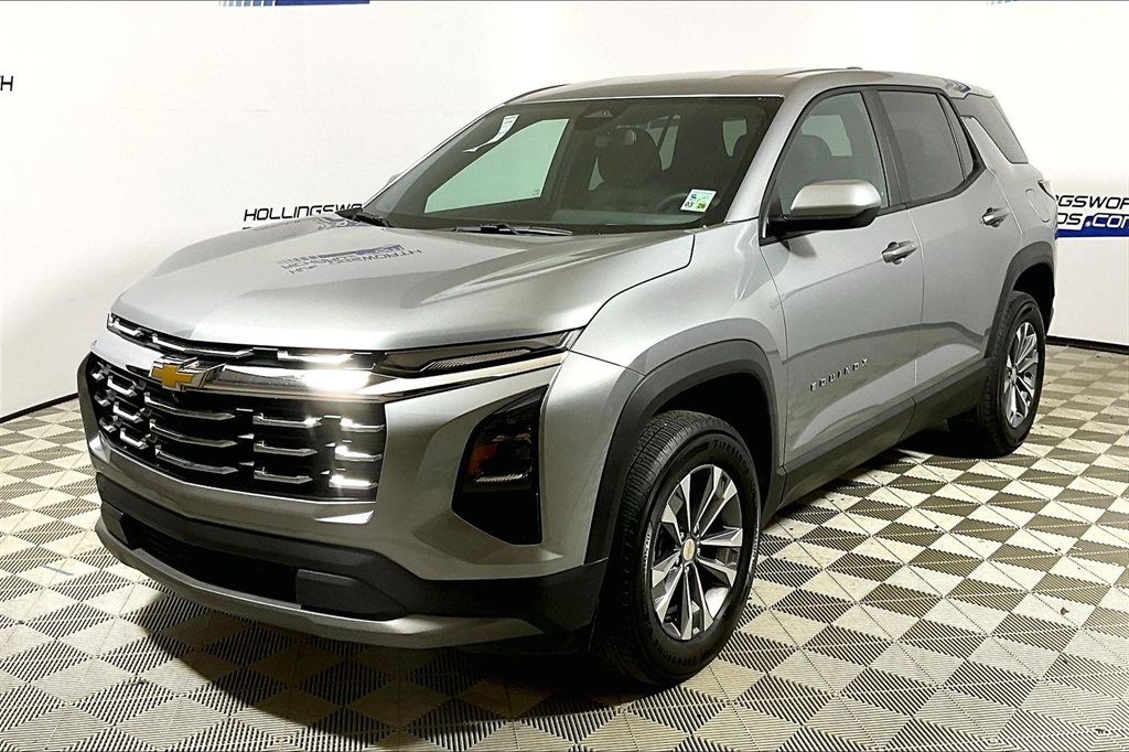 2025 Chevrolet Equinox LT's photo