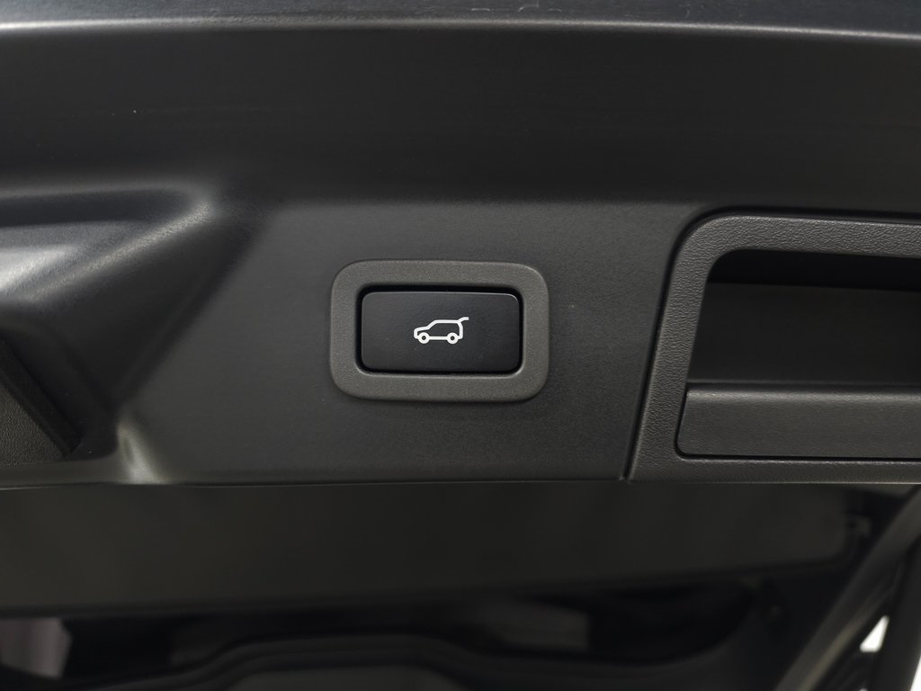 2020 Land Rover Range Rover Velar R-Dynamic S photo 5