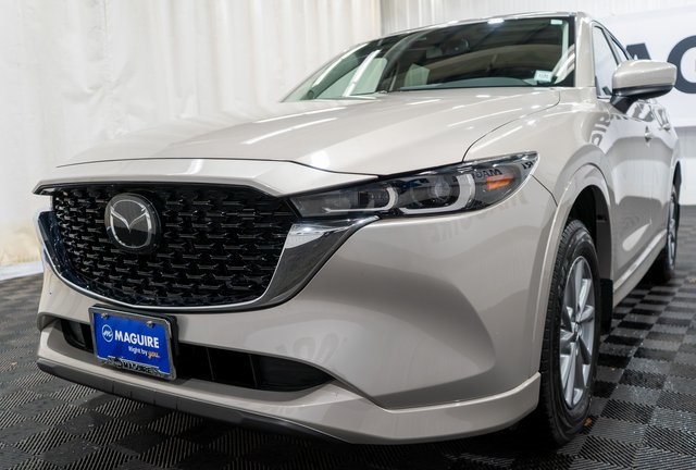 2024 Mazda CX-5 2.5 S Preferred photo 2