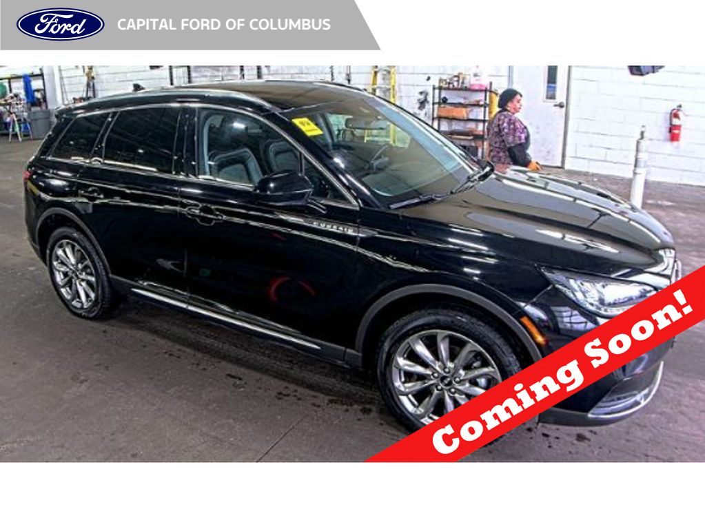 2022 Lincoln Corsair Base's photo