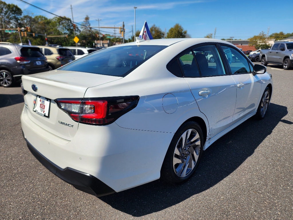 2025 Subaru Legacy Limited photo 17