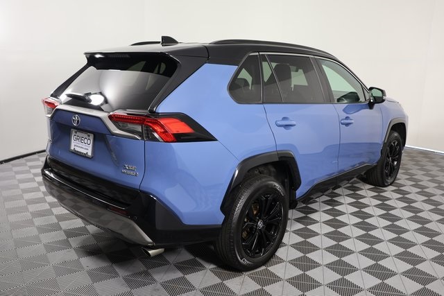 2022 Toyota RAV4 Hybrid XSE photo 8