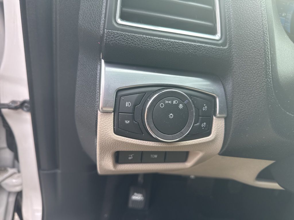 2019 Ford Explorer Limited photo 10