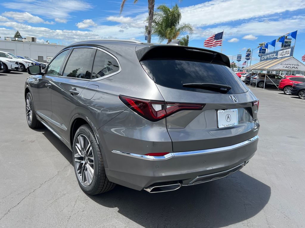 2026 Acura MDX SH-AWD Advance photo 8