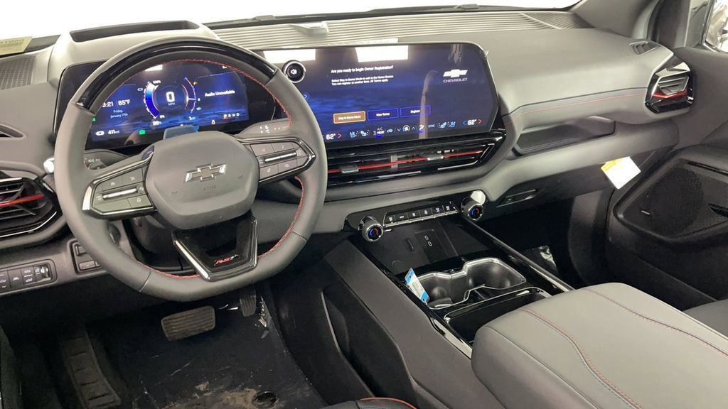 2025 Chevrolet Silverado EV RST photo 16