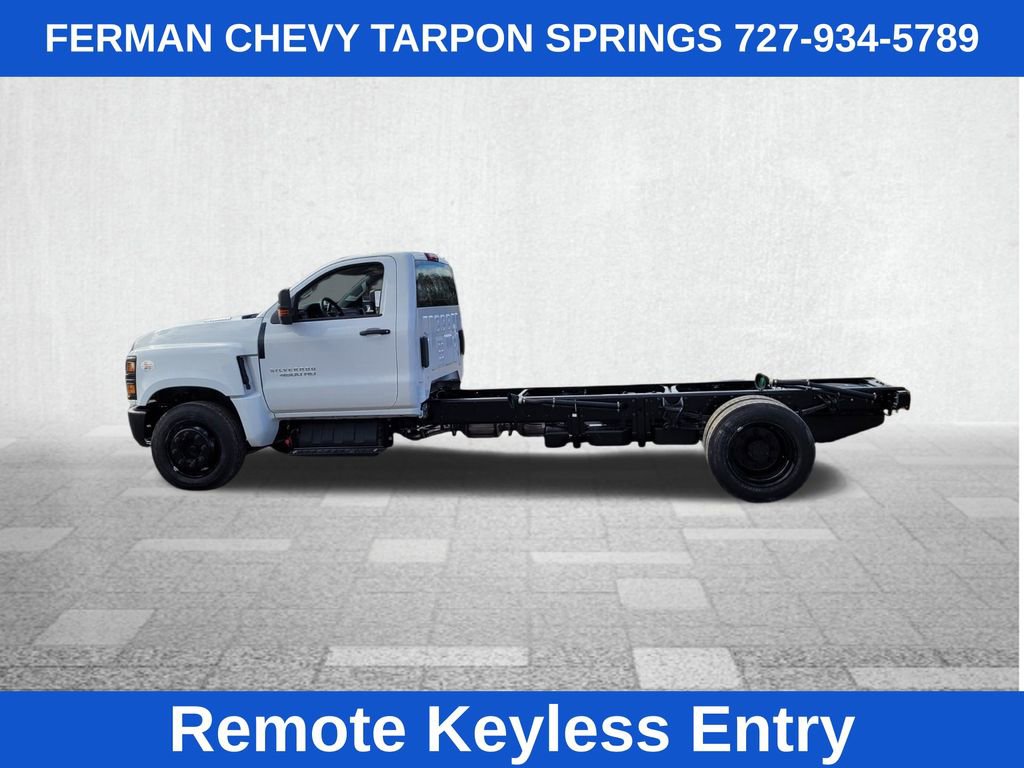 2024 Chevrolet Silverado 4500HD Work Truck photo 4