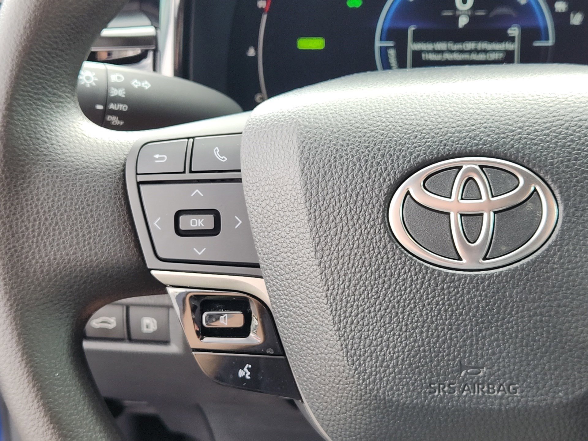 2025 Toyota Camry LE photo 19