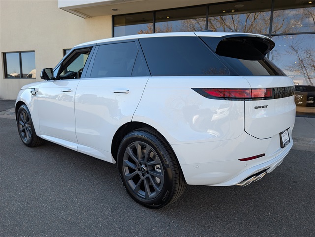 2025 Land Rover Range Rover Sport SE photo 4