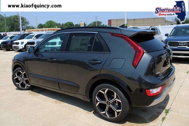 2025 Kia Niro EX Touring photo 3