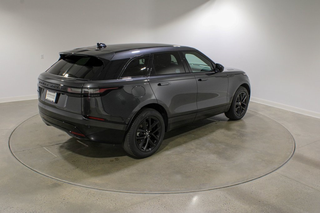 2025 Land Rover Range Rover Velar SE photo 4