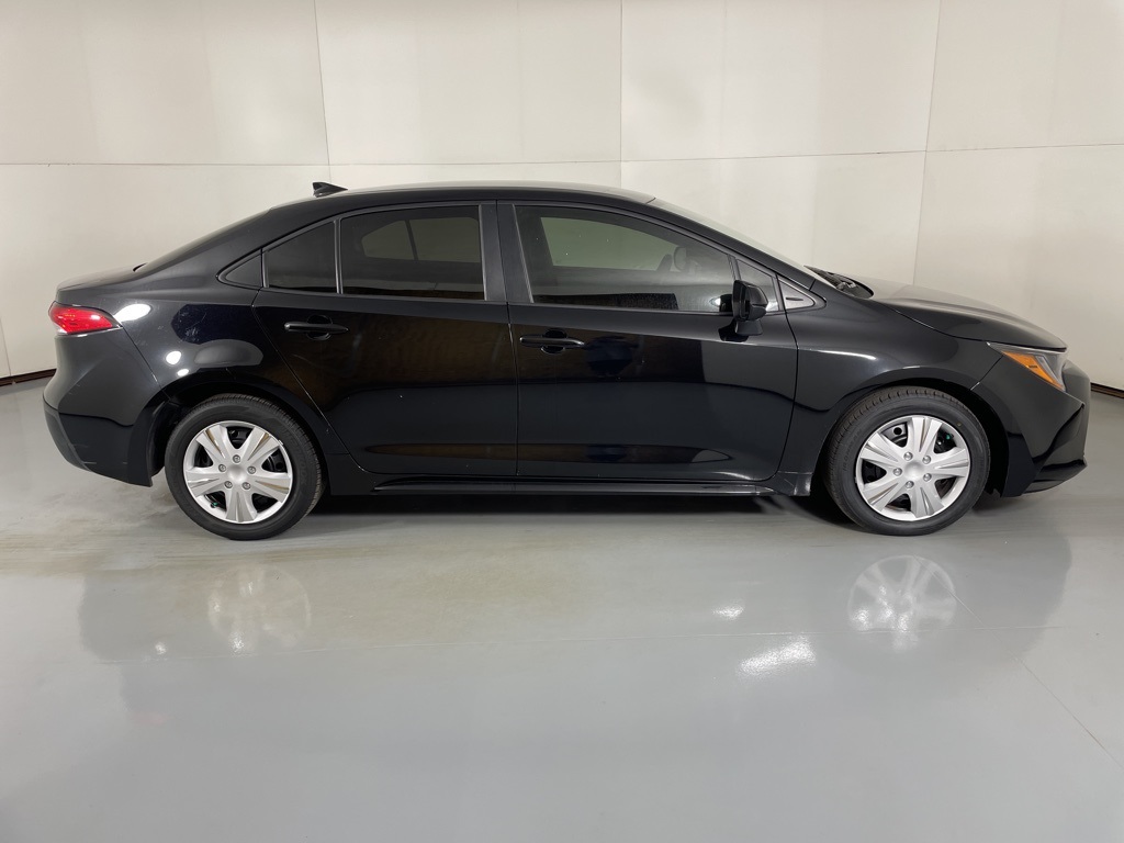 2024 Toyota Corolla LE photo 8