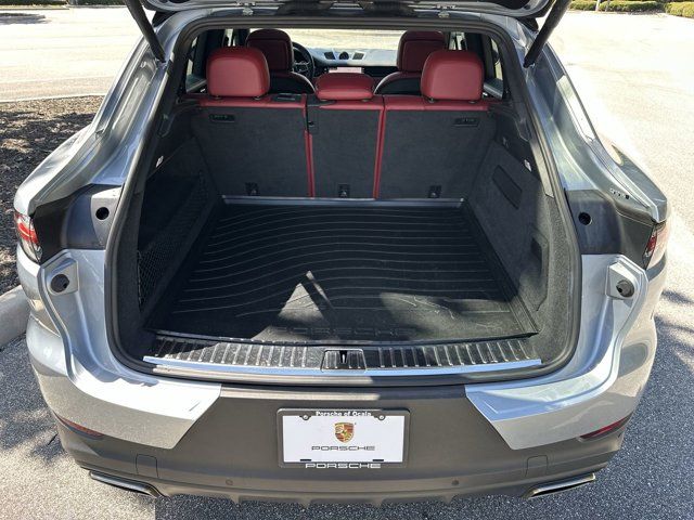 2023 Porsche Cayenne Coupe Base photo 19