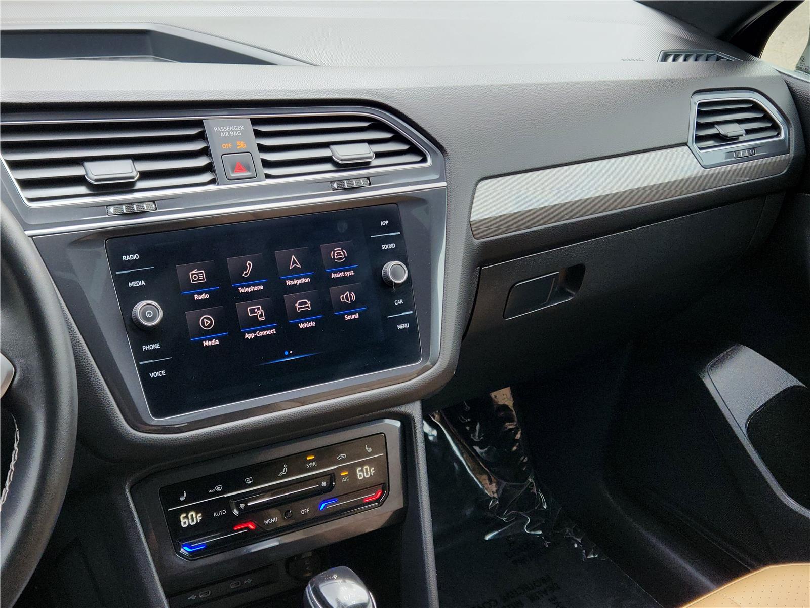 2022 Volkswagen Tiguan SE photo 20