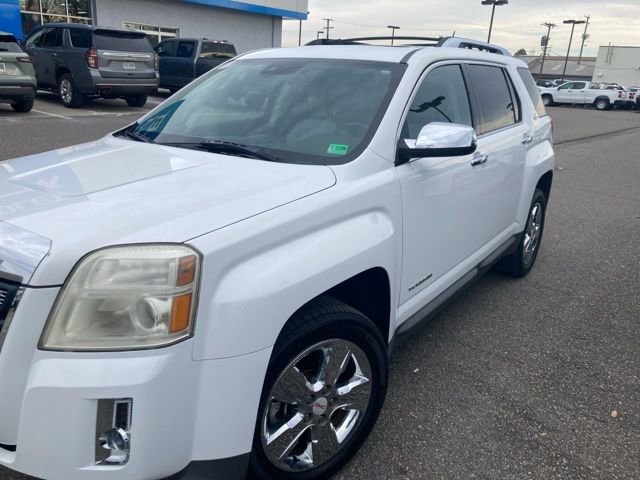 2015 GMC Terrain SLT-2's photo