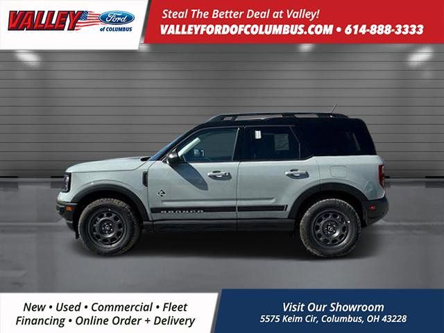 2024 Ford Bronco Sport Outer Banks photo 3