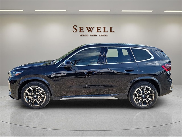 2026 Bmw X1 XDrive28i photo 2