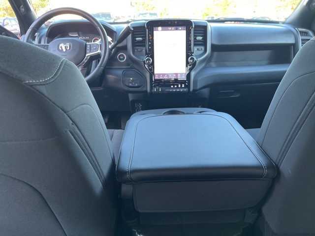 2025 Ram 2500 Tradesman photo 14