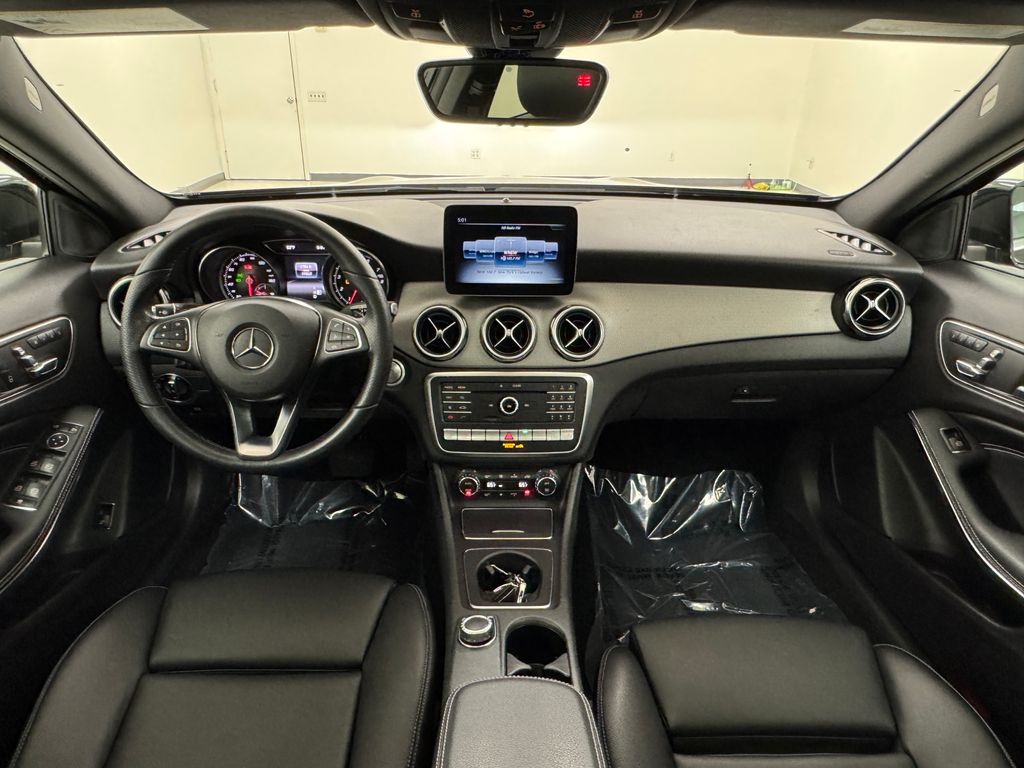 2020 Mercedes Benz GLA 250 4MATIC photo 17