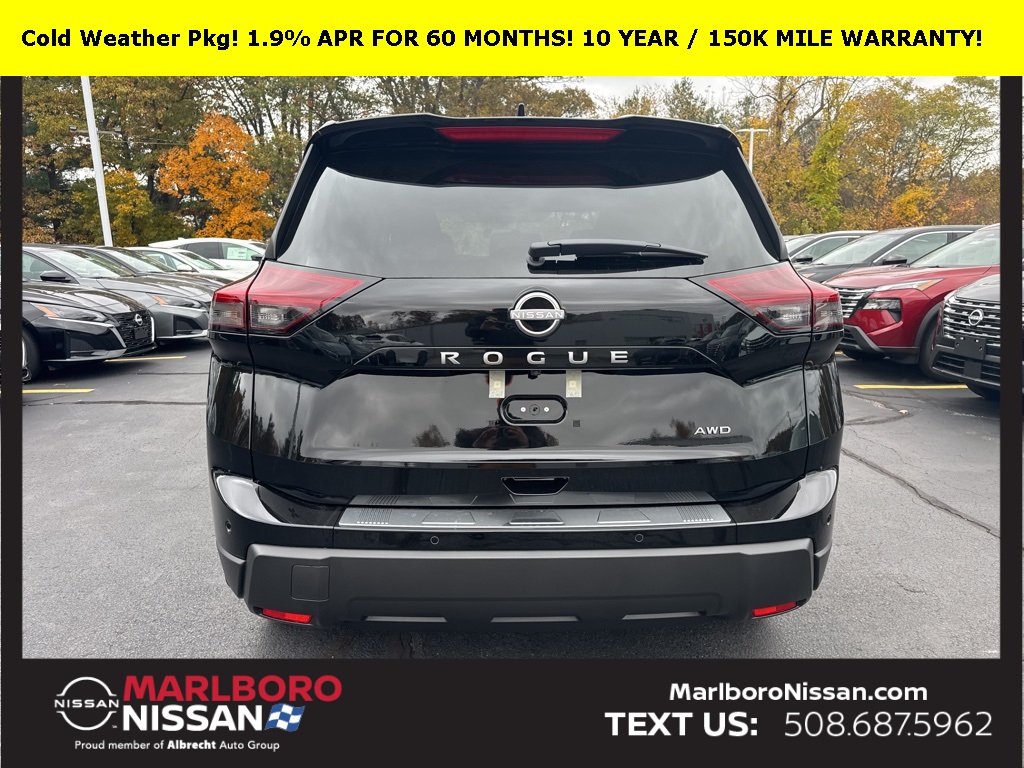 2026 Nissan Rogue SV photo 2