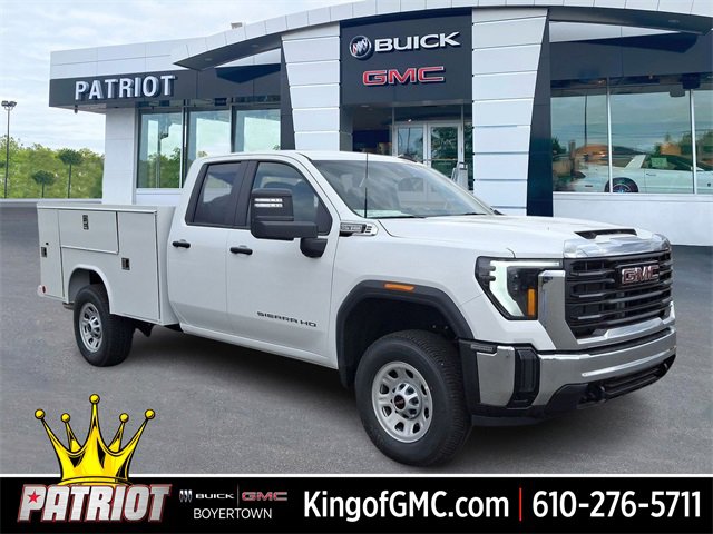2025 GMC Sierra 3500HD Pro's photo