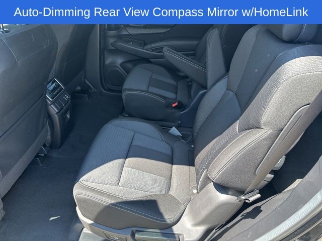 2024 Subaru Ascent Premium photo 5