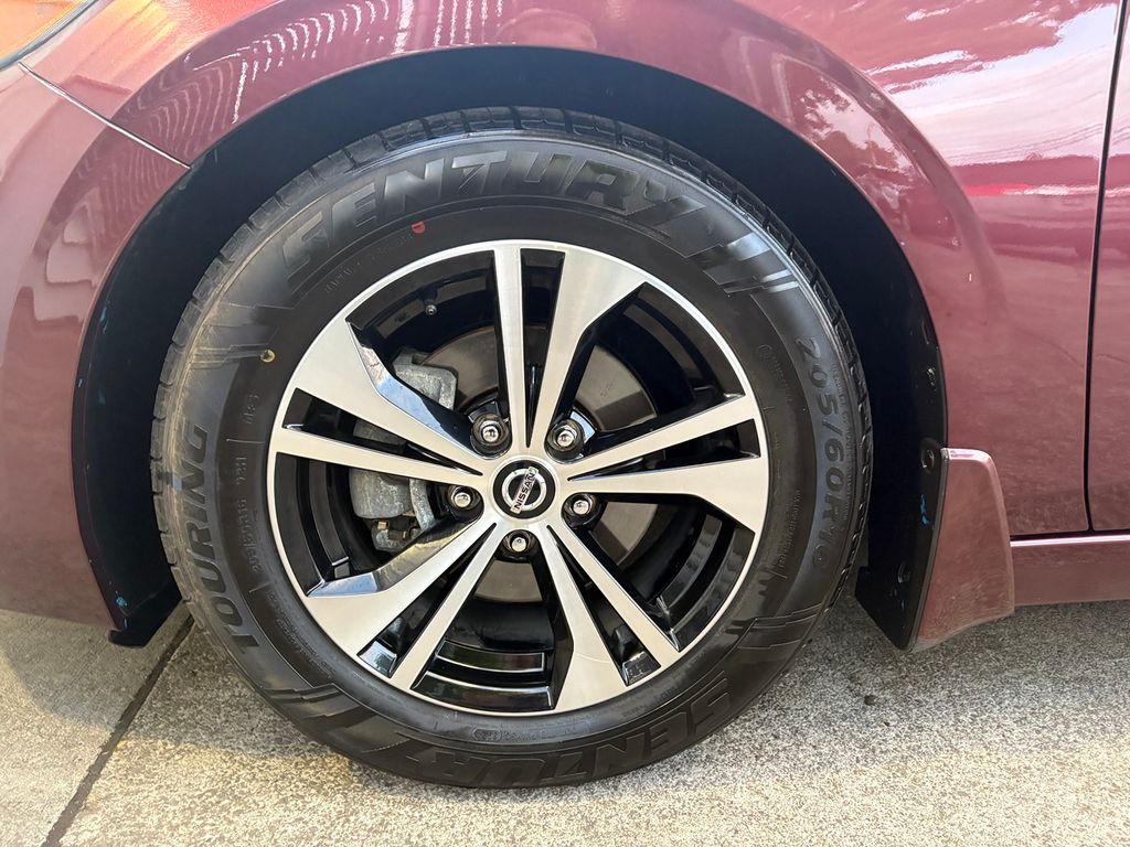 2022 Nissan Sentra SV photo 12