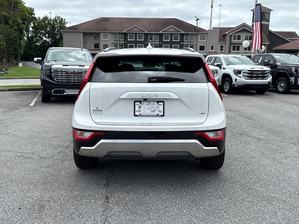 2025 Kia Niro EX Touring photo 3