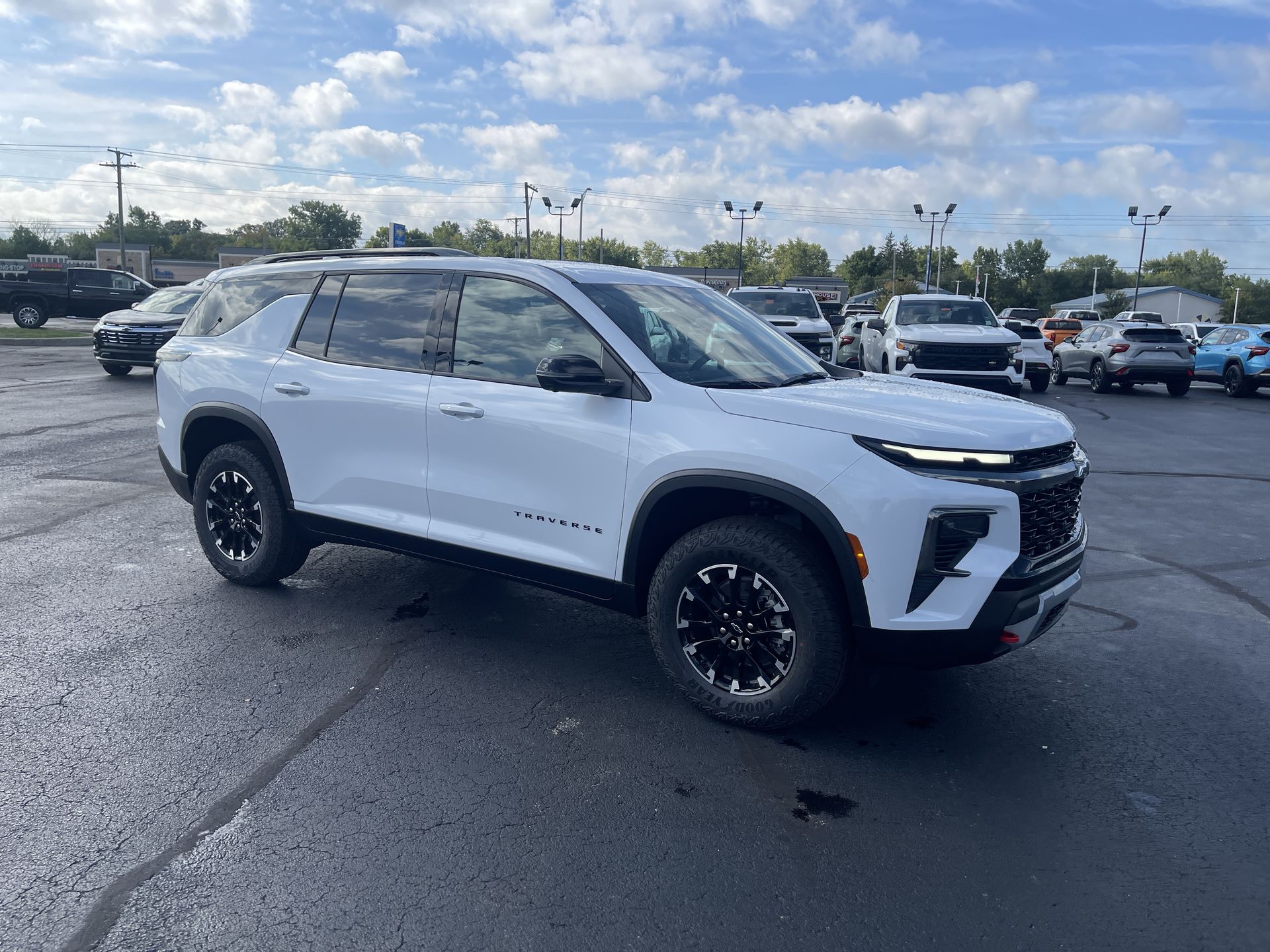 2026 Chevrolet Traverse Z71 photo 34