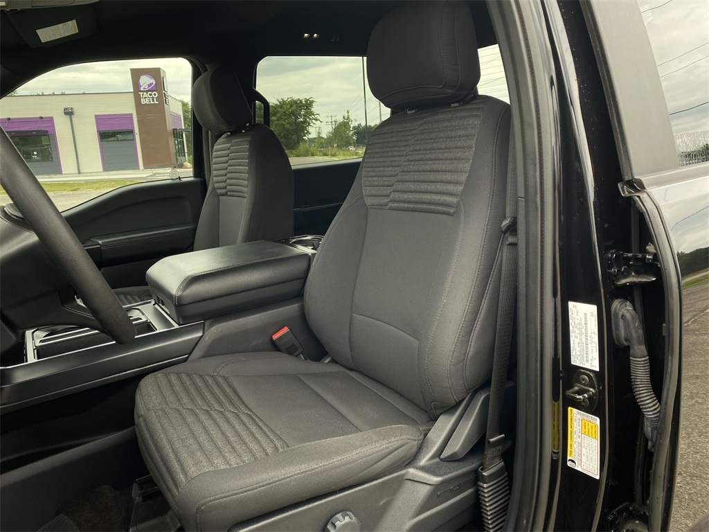 2021 Ford F-150 XL photo 13