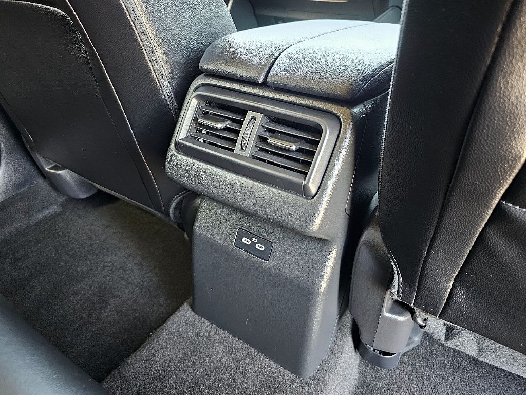 2025 Mazda CX-50 Premium photo 8