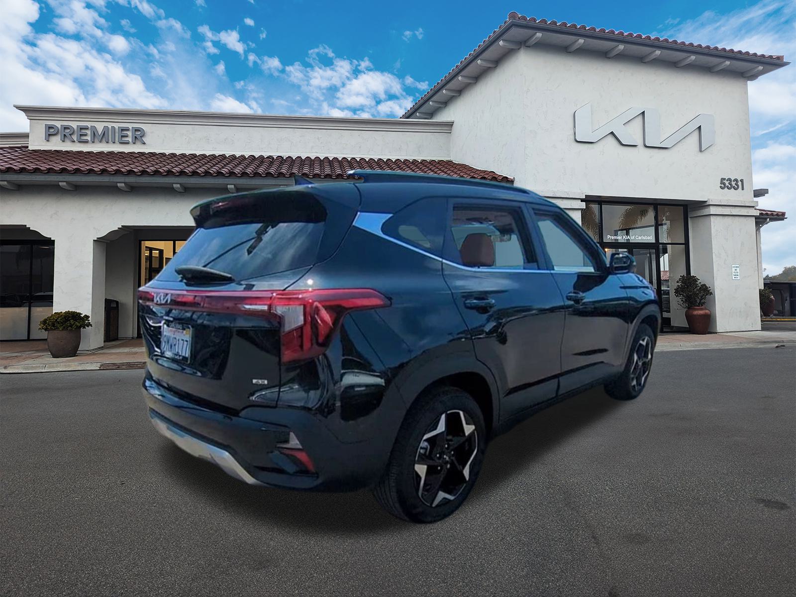 2024 Kia Seltos EX photo 2