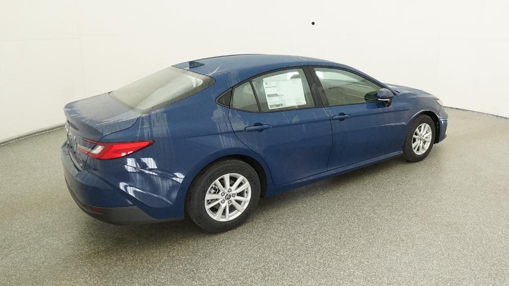2026 Toyota Camry LE photo 22