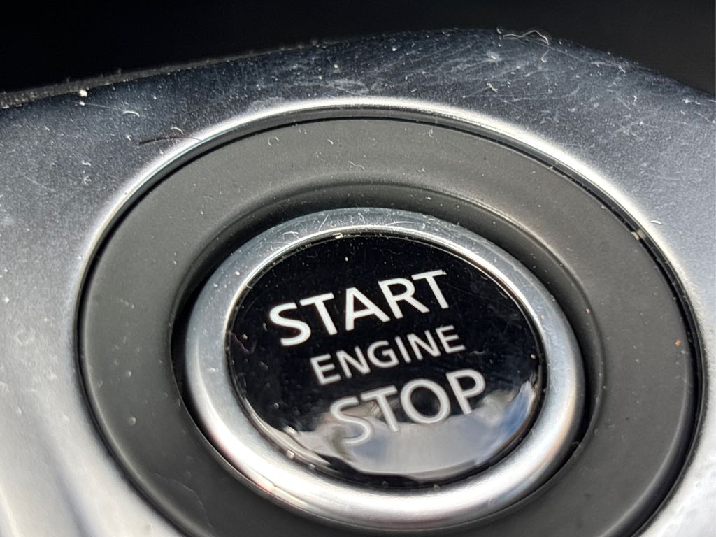 2022 Nissan Sentra SV photo 30