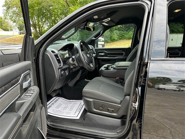 2024 Ram 2500 Big Horn photo 29