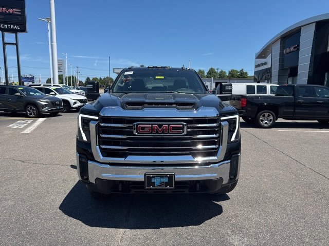 2025 Gmc Sierra 3500 HD SLE photo 2