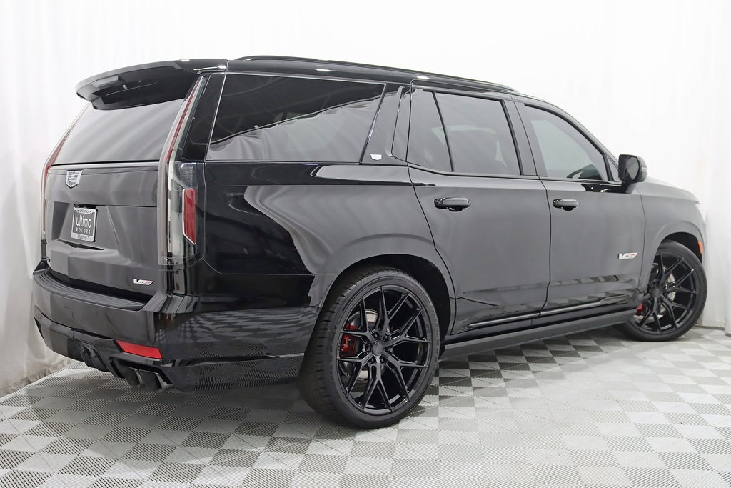 2024 Cadillac Escalade V-Series photo 8