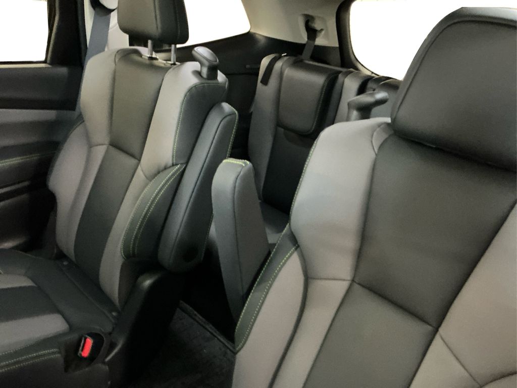 2023 Subaru Ascent Onyx Edition photo 7