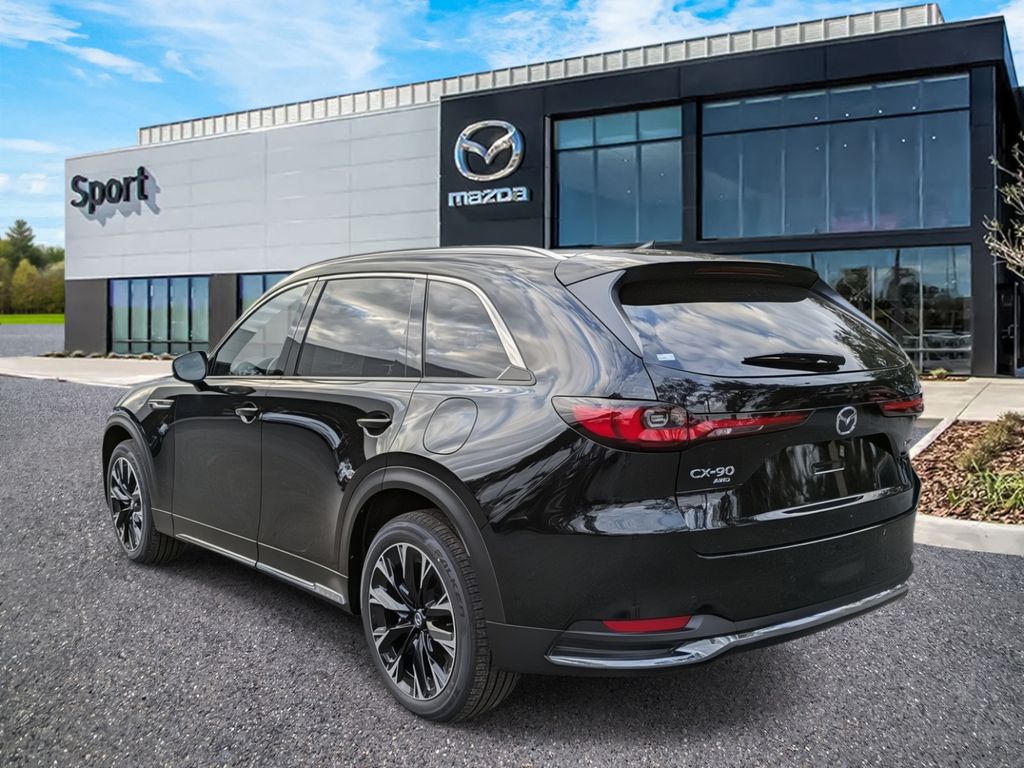 2025 Mazda CX-90 Plug-in Hybrid Premium Plus photo 5