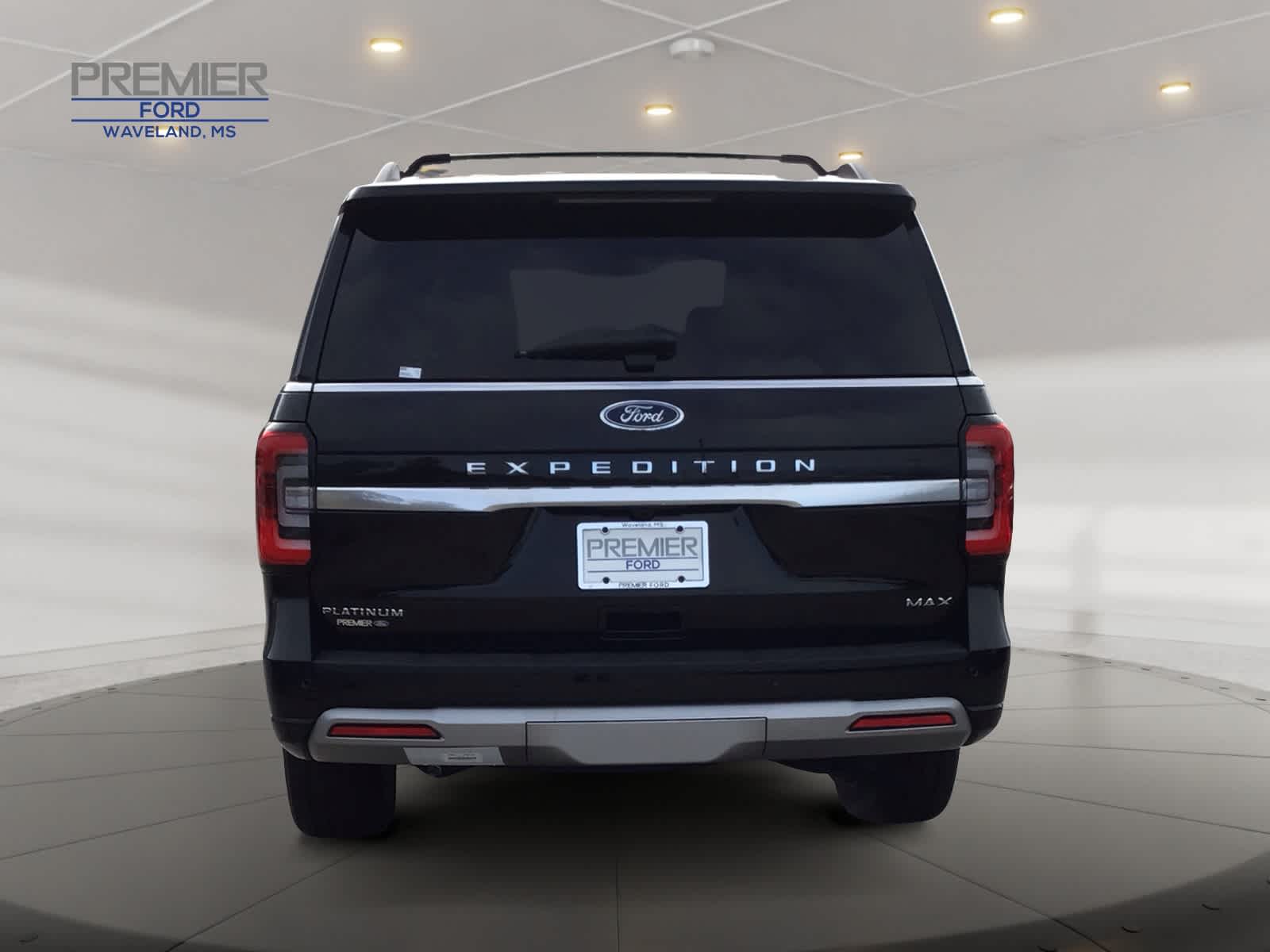 2024 Ford Expedition MAX Platinum photo 4